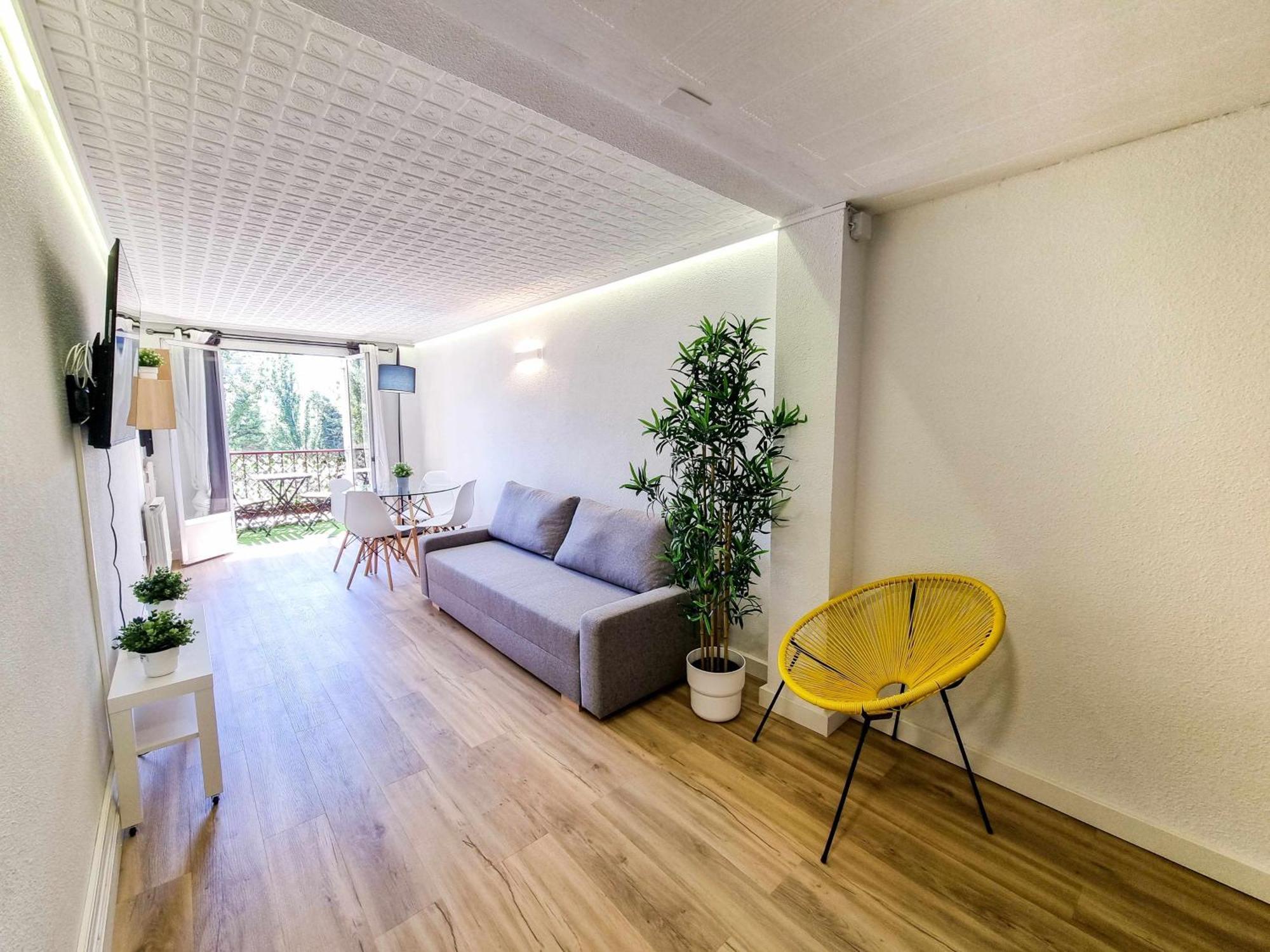 Front Views To El Pilar Comotucasa Apartment *